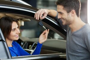 Voiture vendue à une jeune femme