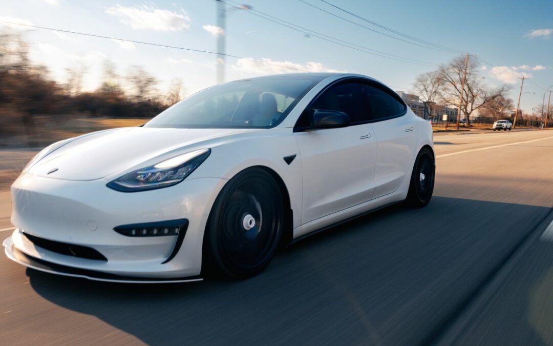 Tesla : Les innovations de la technologie électrique de pointe utilisée pour les voitures Tesla