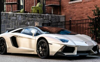 Lamborghini : Les voitures de sport Lamborghini avec des moteurs V12 puissants et un design unique