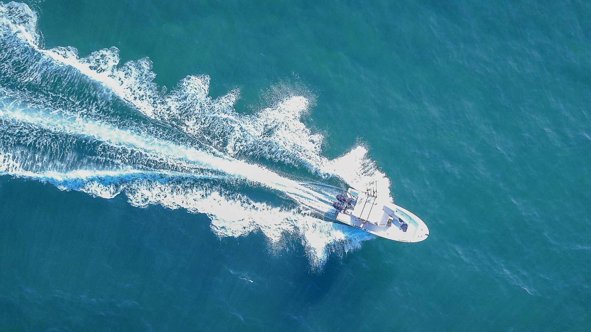 Bateau dans la mer