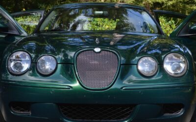 Jaguar : Les voitures Jaguar élégantes avec des designs emblématiques et des performances raffinées