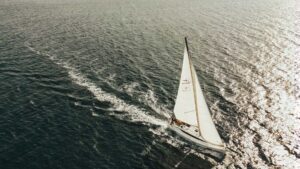 Voilier en mer