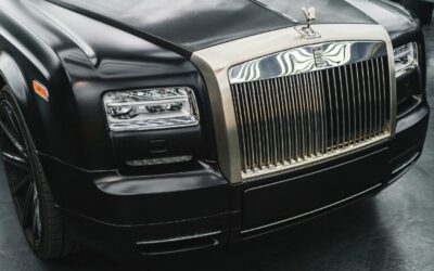 Rolls-Royce : Les voitures de luxe Rolls-Royce, avec des designs personnalisables et une qualité supérieure