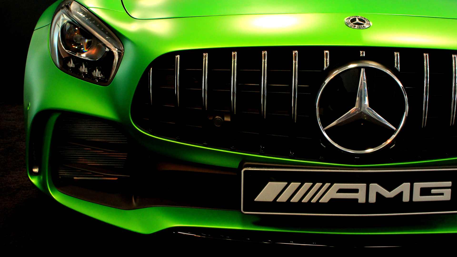 Mercedes verte pomme AMG